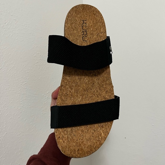 KURU Women’s Loma Tila Black Sandals Size 12 - Picture 6 of 15